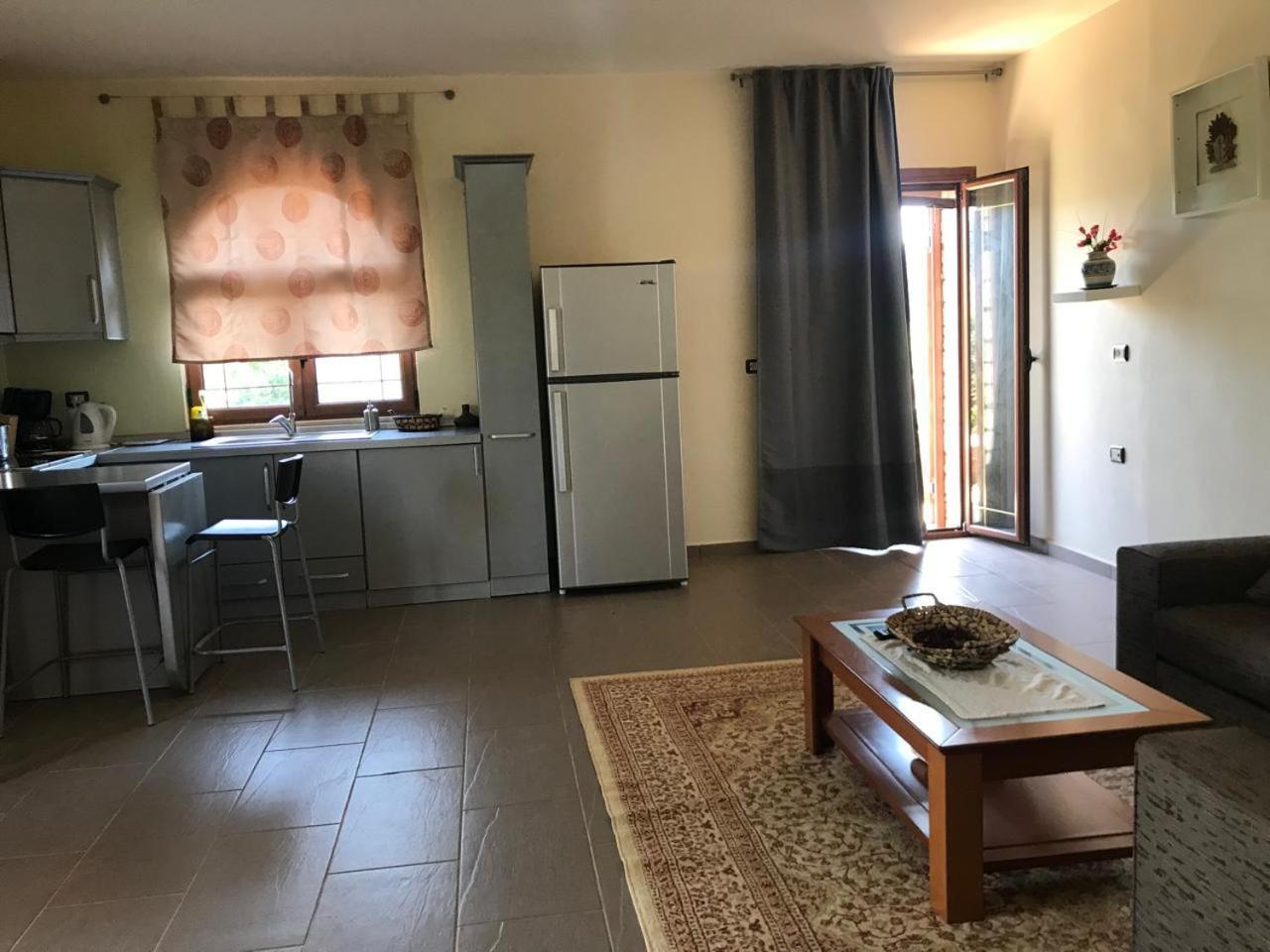 קסאמיל Villa Kolonja מראה חיצוני תמונה