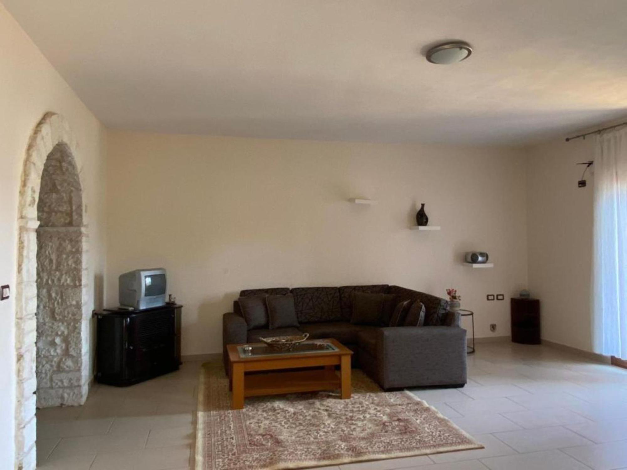 קסאמיל Villa Kolonja מראה חיצוני תמונה